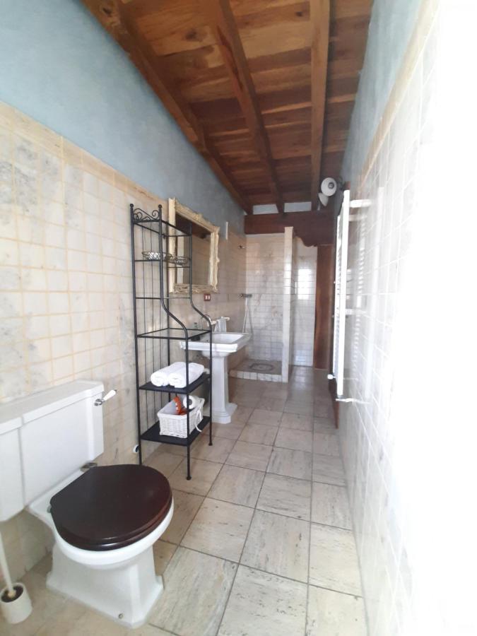 Neithea Pension Boveda  Buitenkant foto