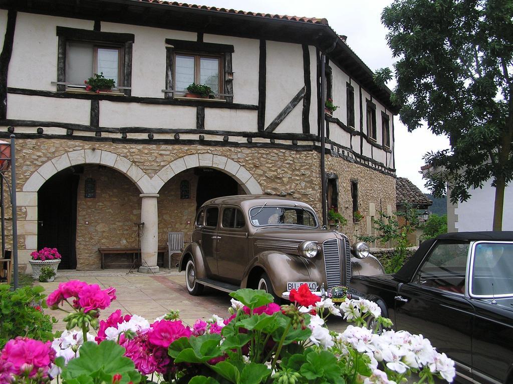 Neithea Pension Boveda  Buitenkant foto